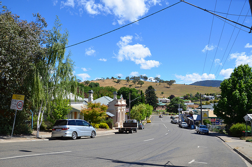 Omeo Day Avenue 01