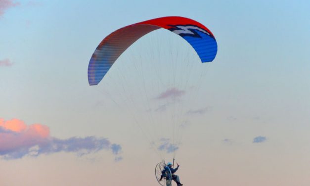 Powered Paragliding in Altona